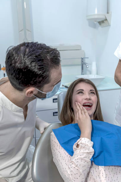 Best Cracked Tooth Emergency Dentist  in USA